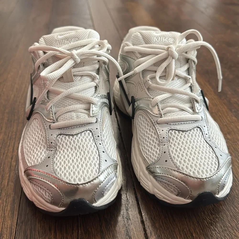 Nike V5 RNR Size 8.5 - Picture 3 of 8